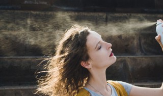 为什么晒伤了皮肤是烫的 晒伤为什么会发烫