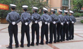 跨立的基本动作要领（跨立的基本动作要领有哪些）