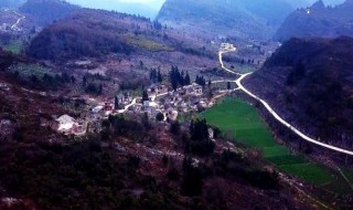 怎样看坟地风水（怎样看坟地风水宝地）