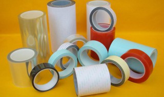 透明胶布留下的胶痕怎么去除（透明胶布留下的胶痕怎么去除视频）