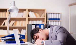 书桌布置的方法（书桌布置方法?）