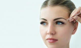 修眉头的正确方法（修眉头的正确方法视频）