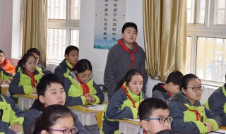 少年意气风发的诗句 少年意气风发的文案