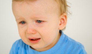 孩子哭闹应该怎么哄 孩子哭闹怎么哄都哄不好