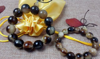 送男生手串什么比较好（送男生手串什么比较好一点）