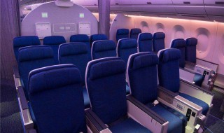 经济舱和头等舱的区别（明珠经济舱和头等舱的区别）