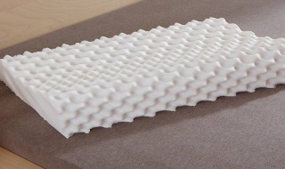 乳胶枕怎么辨别真假 乳胶枕是什么样的