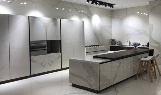 岩板是什么材料（岩板是什么材料图片）