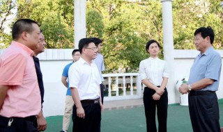 初中教师节做什么礼物给老师 初中教师节做什么礼物给老师好