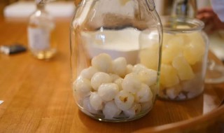 泡荔枝酒可以中途打开吗 泡荔枝酒可以中途打开吗视频