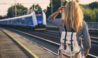 C开头是火车还是高铁（c开头是火车还是高铁啊）