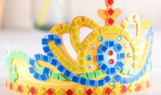 手工王冠怎么做（手工王冠怎么做视频）