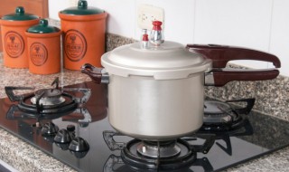 灶台如何清洗（灶台怎么清洗）