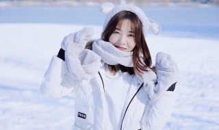 白色羽绒服怎么存放 白色羽绒服怎么存放才能避免发黄