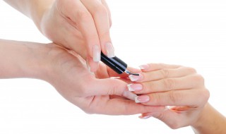 做美甲不容易掉的窍门（做美甲不容易掉的窍门有哪些）