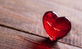 喜欢是放肆爱是克制什么意思 喜欢是放肆爱是克制是对的吗