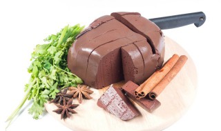 鸭血怎么看（鸭血怎么看坏没坏）