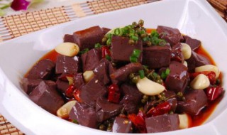 鸭血怎样凝固（刚杀的鸭血怎样凝固）