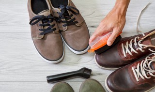 如何清洗麂皮鞋（麂皮的鞋怎么清洗）