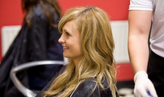 染发前后注意事项禁忌（染发前要注意哪些事项）