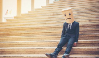 微信名字男生伤感孤独 很伤感的微信名字男生