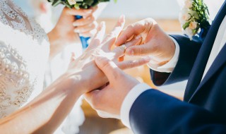 裸婚是代表什么意思 裸婚是代表什么意思呀