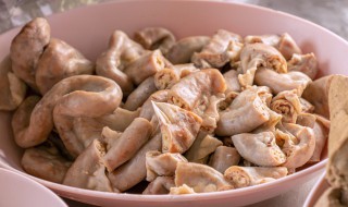 如何清洗肥肠 如何清洗肥肠视频教程