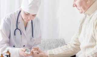 体检前一天晚上几点不能吃东西（体检前一天晚上8点后进食了要紧吗）