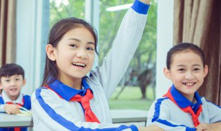 什么属相不能戴金（三种属相不能戴金）