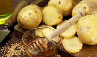 如何鉴别什么土豆是不能吃的 如何鉴别什么土豆是不能吃的呢