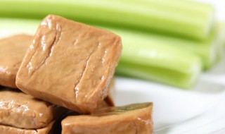 豆腐酸了能吃吗 冰箱放豆腐酸了能吃吗