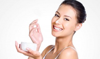 精华霜用在护肤哪个步骤 精华霜用在哪一个步骤