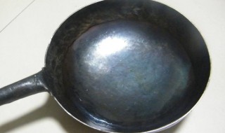 第一次买铁锅怎么处理（第一次买铁锅怎么处理不生锈）