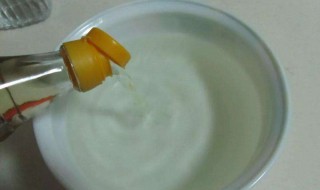 白醋浇花的正确方法（白醋浇花的正确方法视频）