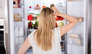 冰箱异味去除最快方法（冰箱异味去除最快方法茶叶）