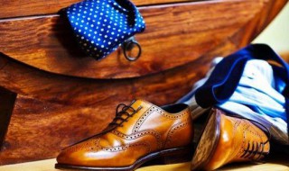 皮鞋起褶了怎么处理 皮鞋起褶子怎么恢复