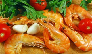 活虾怎么处理下边虾线 活虾怎么去虾线去壳