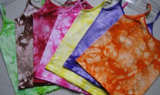 旧衣服染色正确方法（旧衣服染色正确方法是什么）