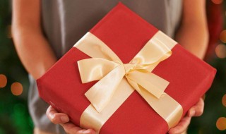 女性朋友生日送什么礼物好 女性朋友生日送什么礼物好男生