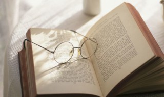 励志的句子致自己奋斗（励志的句子经典语句简短）