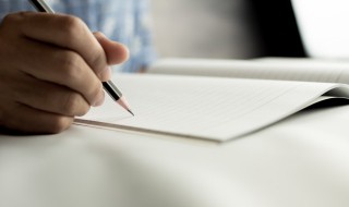 暴风雨来临的幽默句子 暴风雨来临的搞笑说说