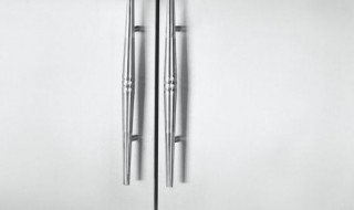 消毒柜怎么去除水垢（消毒柜怎么去除水垢小妙招）