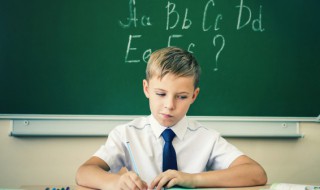 男英文名简单好听（男英文名简单好听m开头）