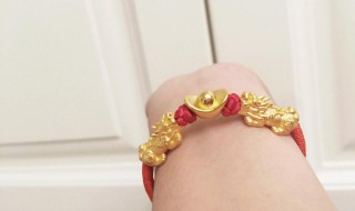 貔貅手链的佩戴方法 貔貅手链的佩戴方法头朝里还是朝外