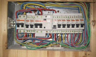 家里空开老是跳闸怎么回事 空开隔一段时间就跳闸的原因