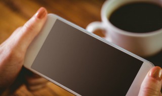 苹果手机第一次使用如何正确充电（苹果手机第一次使用如何正确充电苹果13动态壁纸）