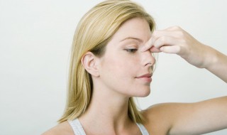 彻底清除黑头方法（彻底清除黑头方法有哪些）