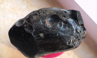 陨石鉴定方法 角砾岩陨石鉴定方法