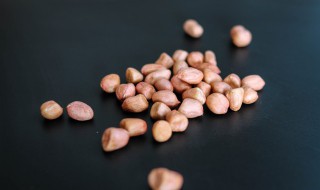 家庭水发花生芽的方法（家庭水发花生芽的方法视频）