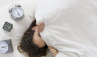 快速睡觉的方法（怎样能让人快速睡觉的方法）